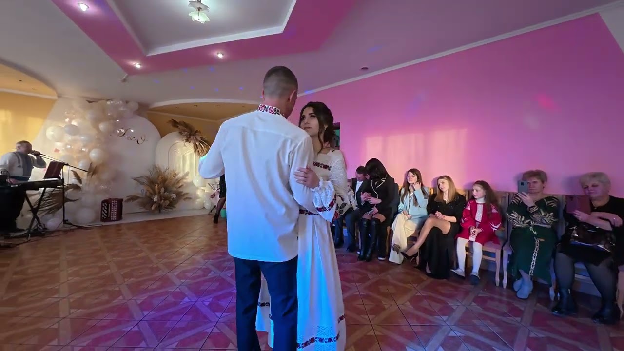 Перший танець Мар'яна та Олесі