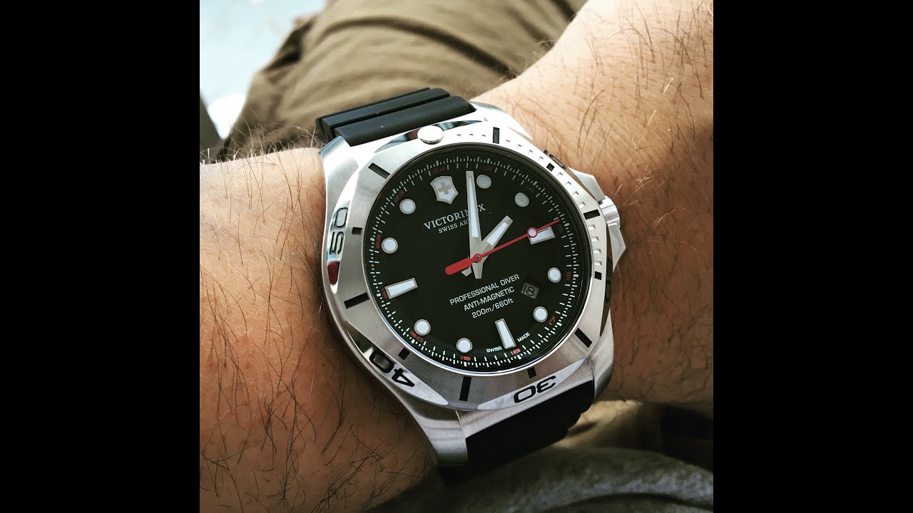 Обзор часов Victorinox Swiss Army INOX Diver