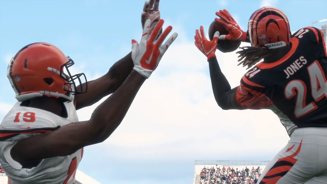 Madden 18 - Incredible Interception From Adam Jones