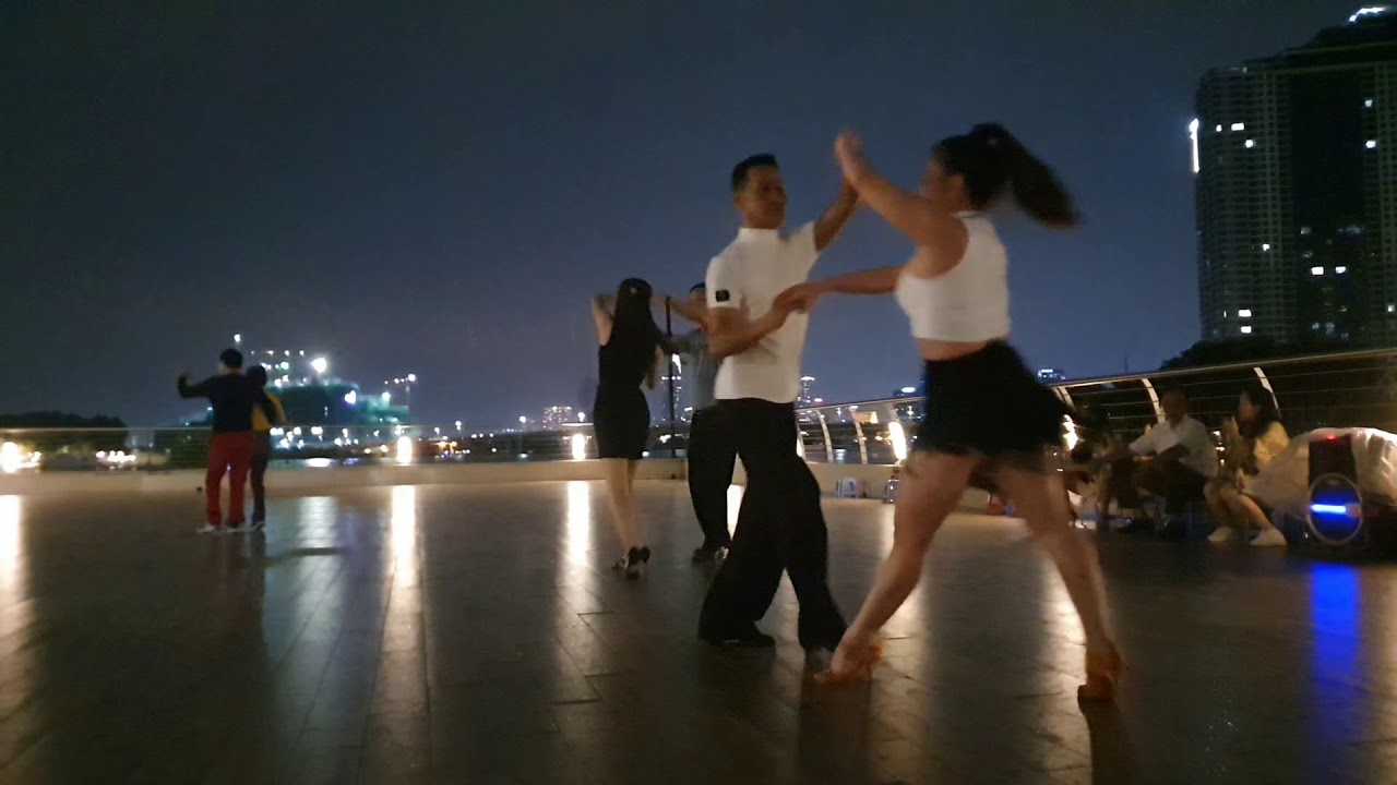 Tango giao tiếp - Quang Bình Dancesport
