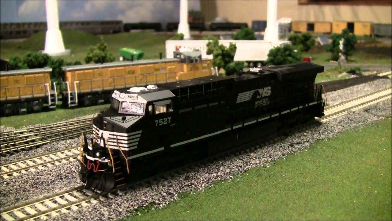 HO scale Intermountain ES40DC / ES44DC Review
