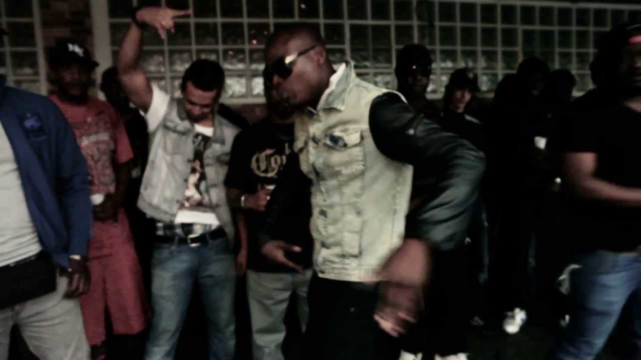 Smoker - Tant que le ghetto m'aime feat. La Comera