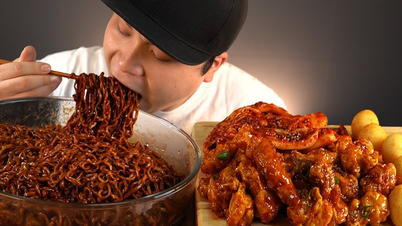 꾸덕꾸덕한 짜파게티와 매콤닭강정, 치즈볼 먹방~!! 리얼사운드  ASMR social eating Mukbang(Eating Show)