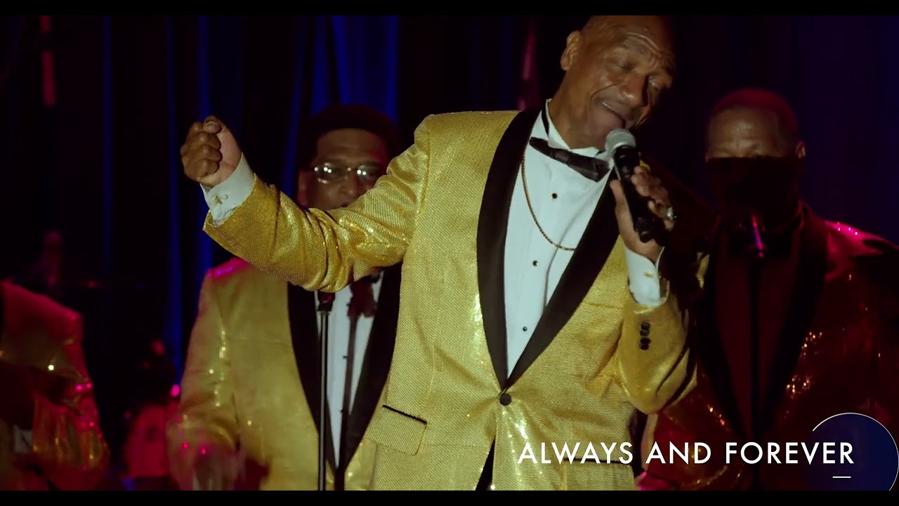 Best Intentions - Motown Mania!