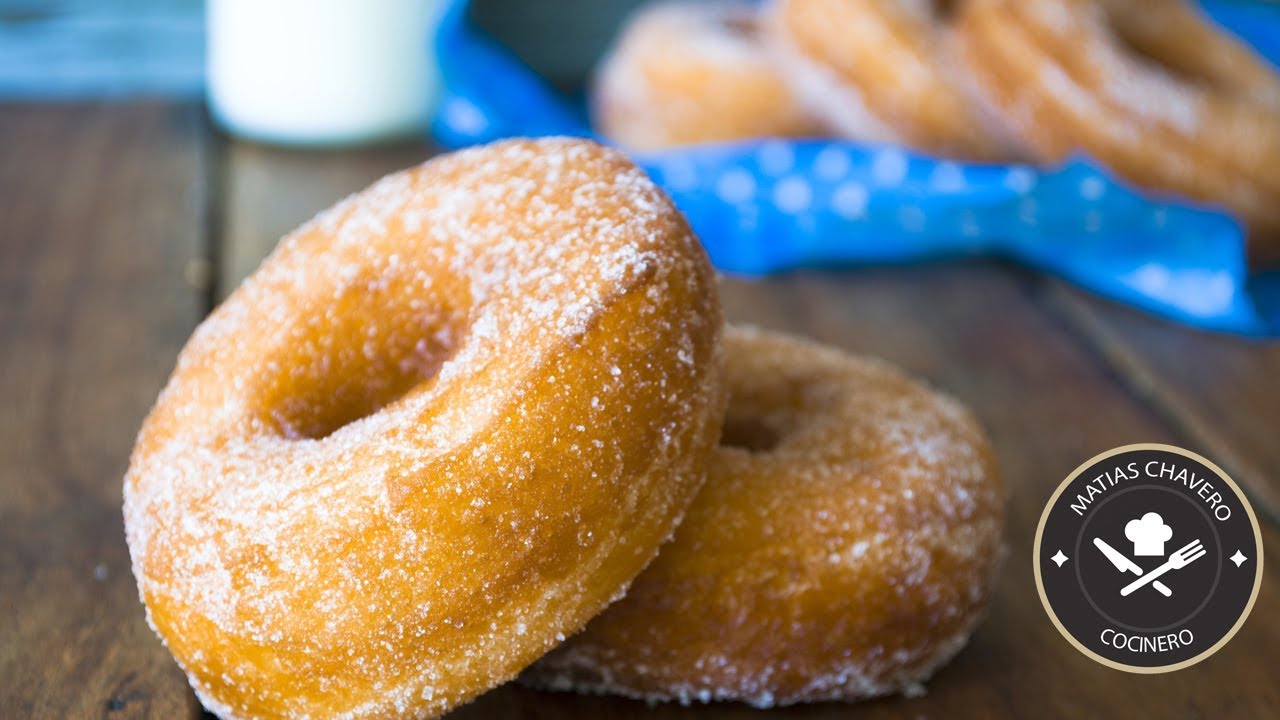 DONAS | MATIAS CHAVERO