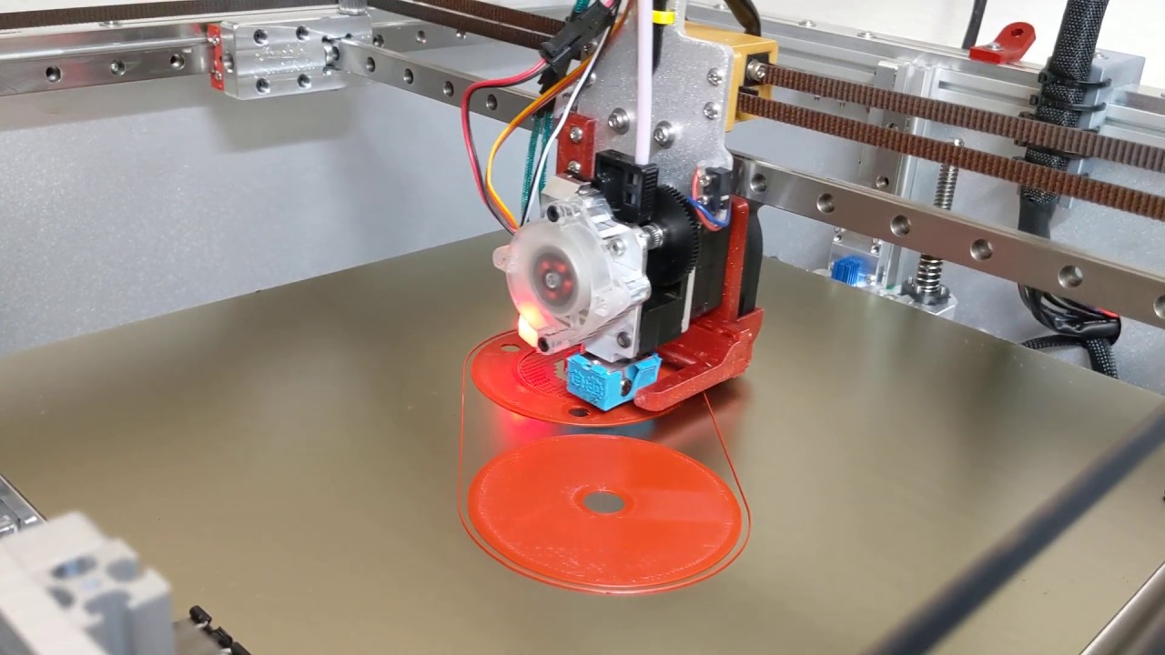 Railcore II 300ZL with an E3D Titan Aero Extruder printing in PLA ~200mm/s