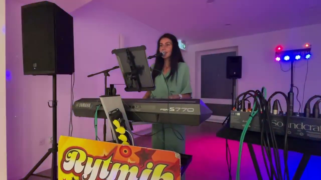 HS Rytmik - Žala naša Anička žala trávu