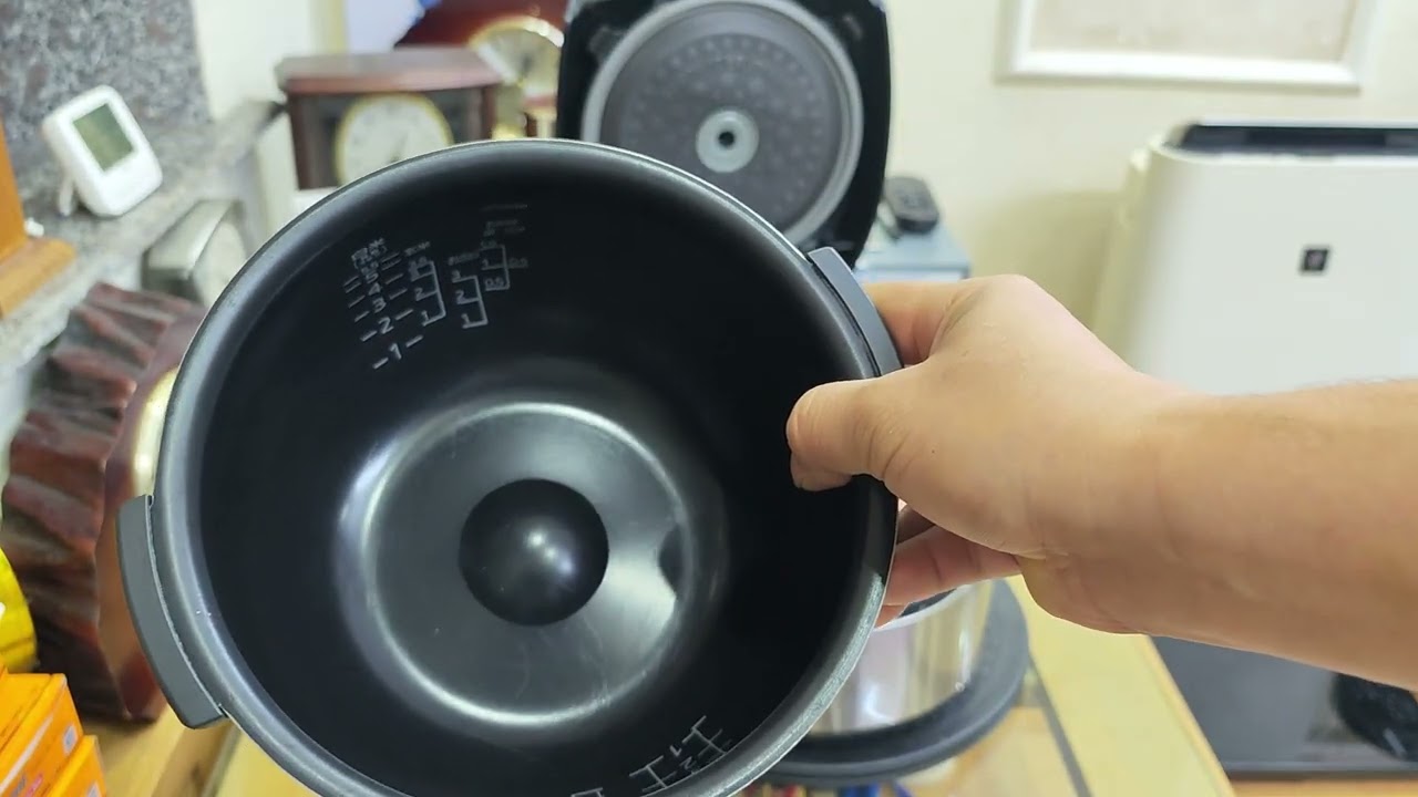 Videos 14/10  Báo giá nồi cơm điện Nhật Bản ☎️ 0969885008 . Kính mong các bác ủng hộ ạ 