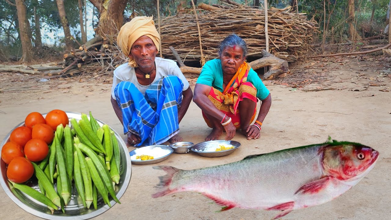80 years old grandma cooking FISH CURRY with LADYFINGER and eating || rural life india || cooking