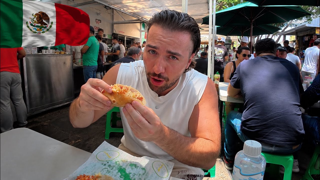 The Legendary Fish Tacos of Guadalajara, Mexico 🇲🇽 (4K)