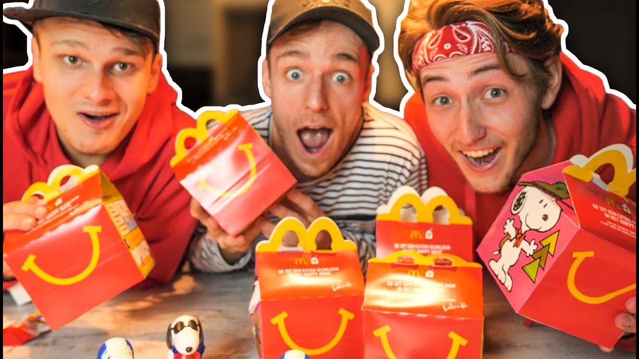 17 HAPPY MEAL SPEELTJES?! **OPGELICHT DOOR MCDONALDS!** (met Jeremy & Ronald)