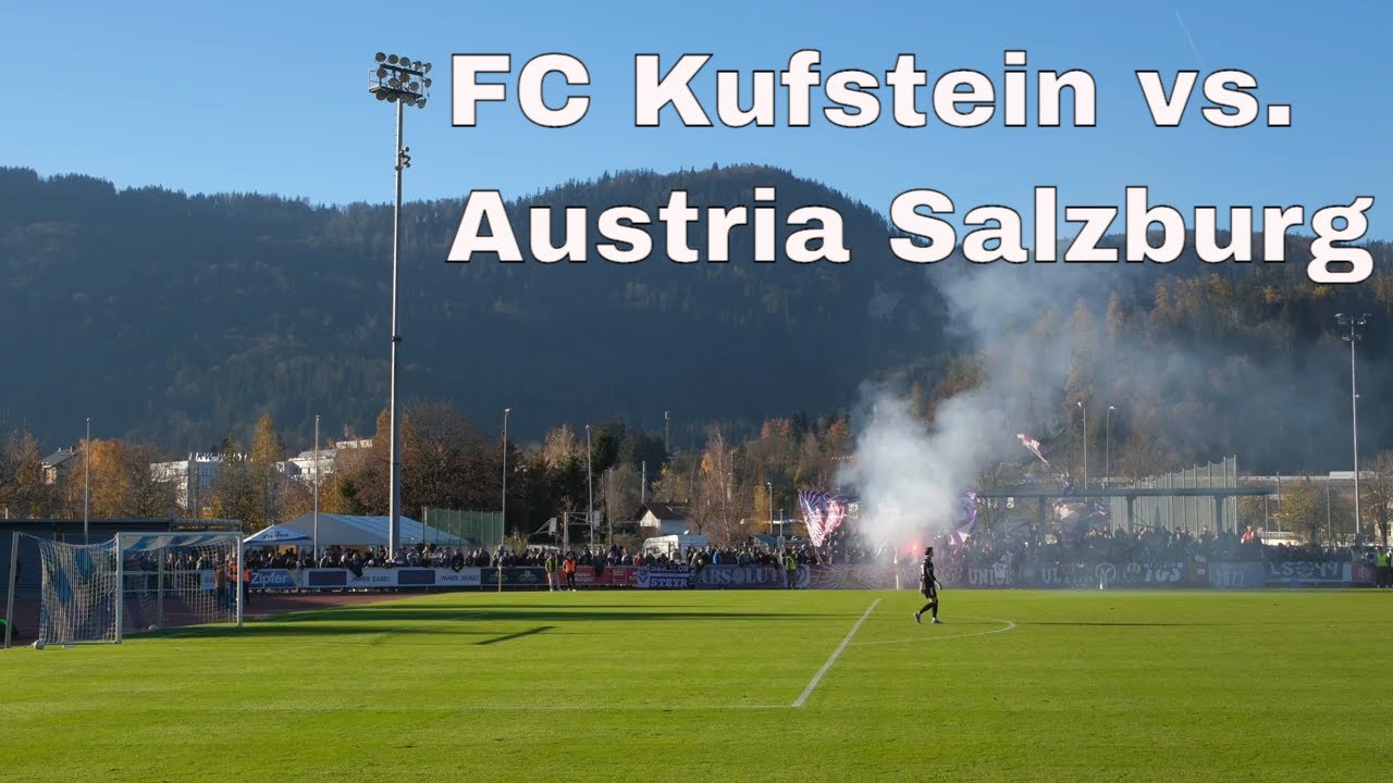 Hunderte Austria Salzburg Fans begleiten ihr Team zum Spiel gegen den FC Kufstein