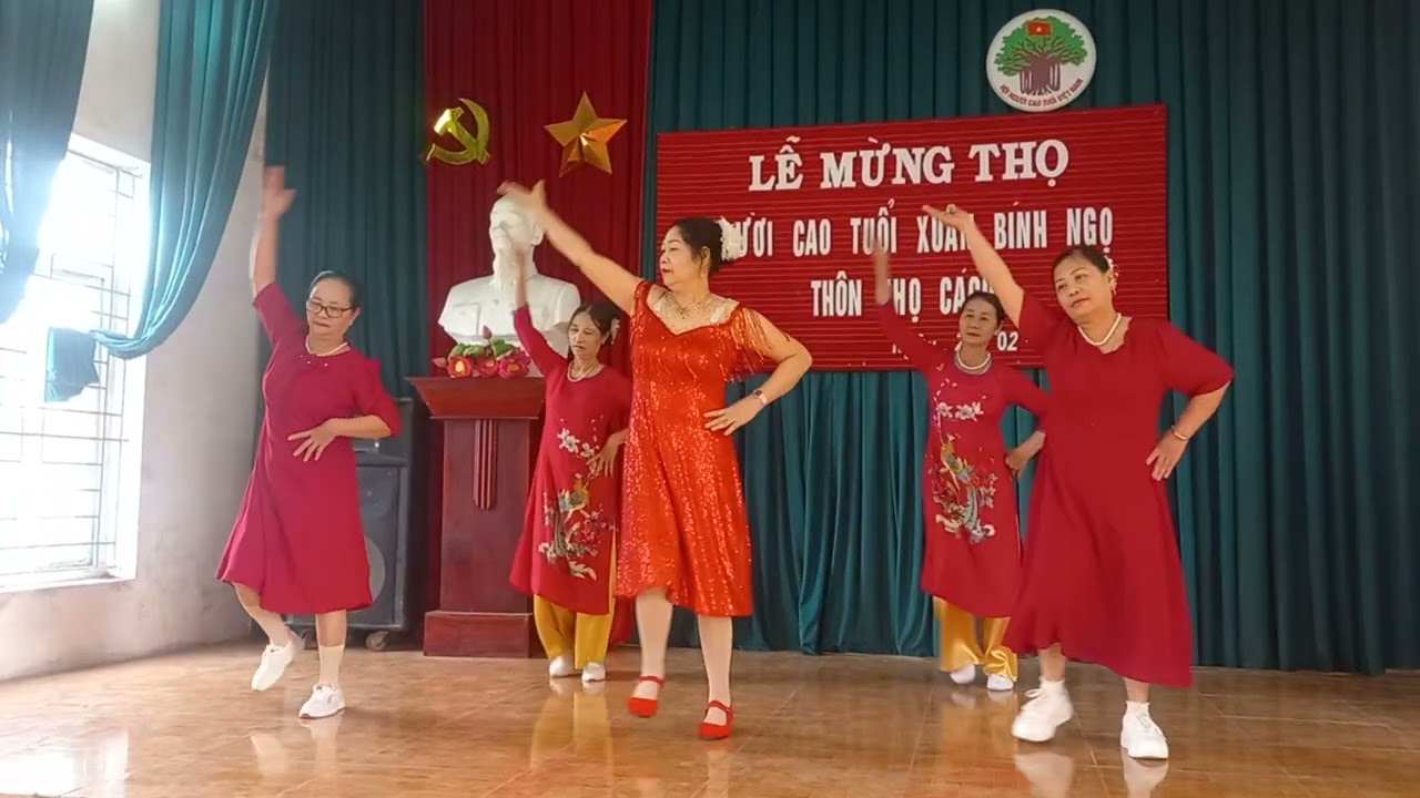 CLB vn NCT Thôn Thọ cách,xã Phong doanh,Ninh Bình trình diễn..