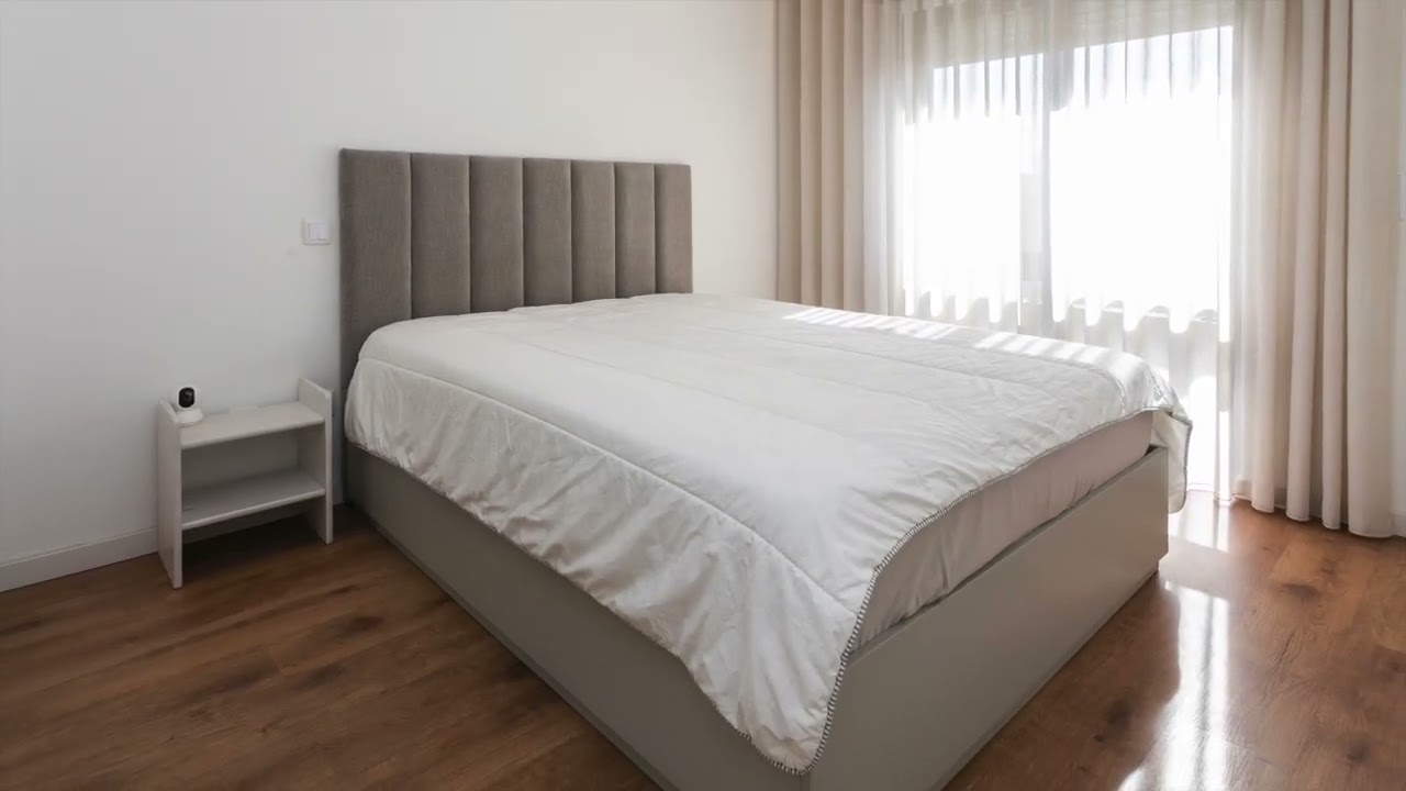 ✨ T3 Exclusivo com Terraço e Vista Mar na Avenida de Francelos ✨