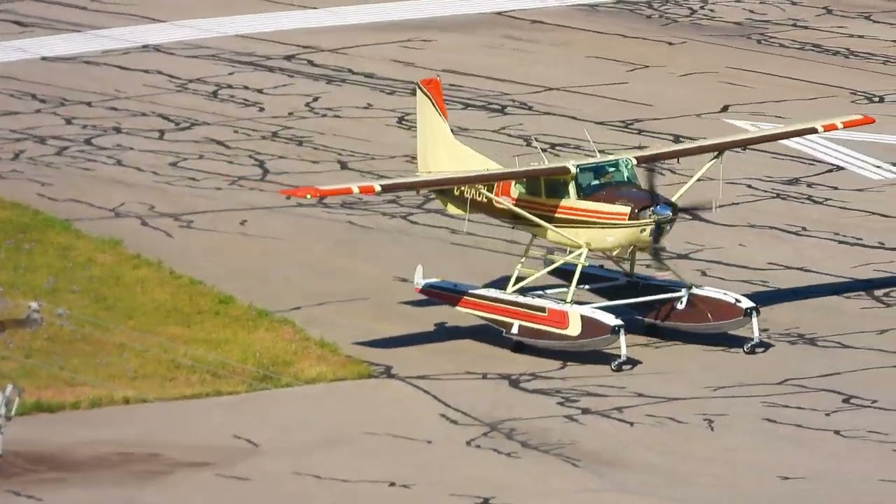 Cool Livery! Cessna A185F Skywagon Amphib Takeoff from CZNL