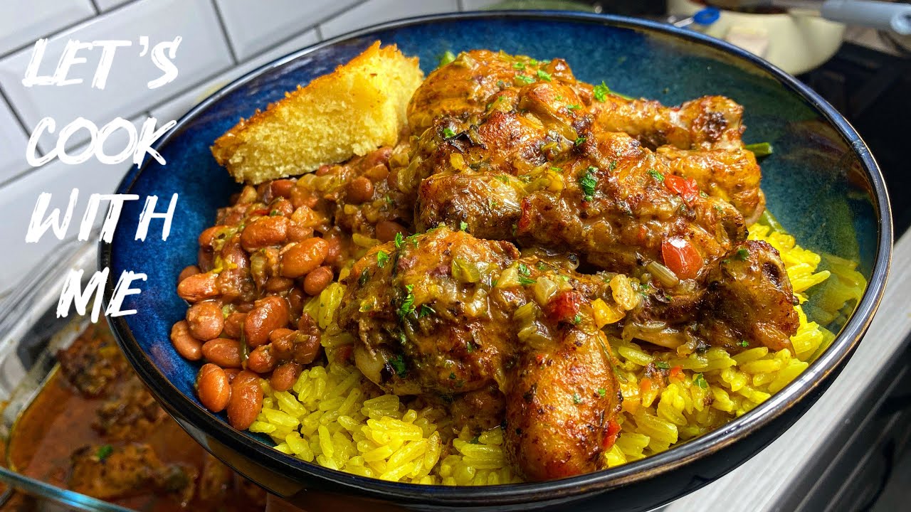 Let’s Cook With me | Smothered chicken with turmeric rice, honey butter cornbread and stew beans