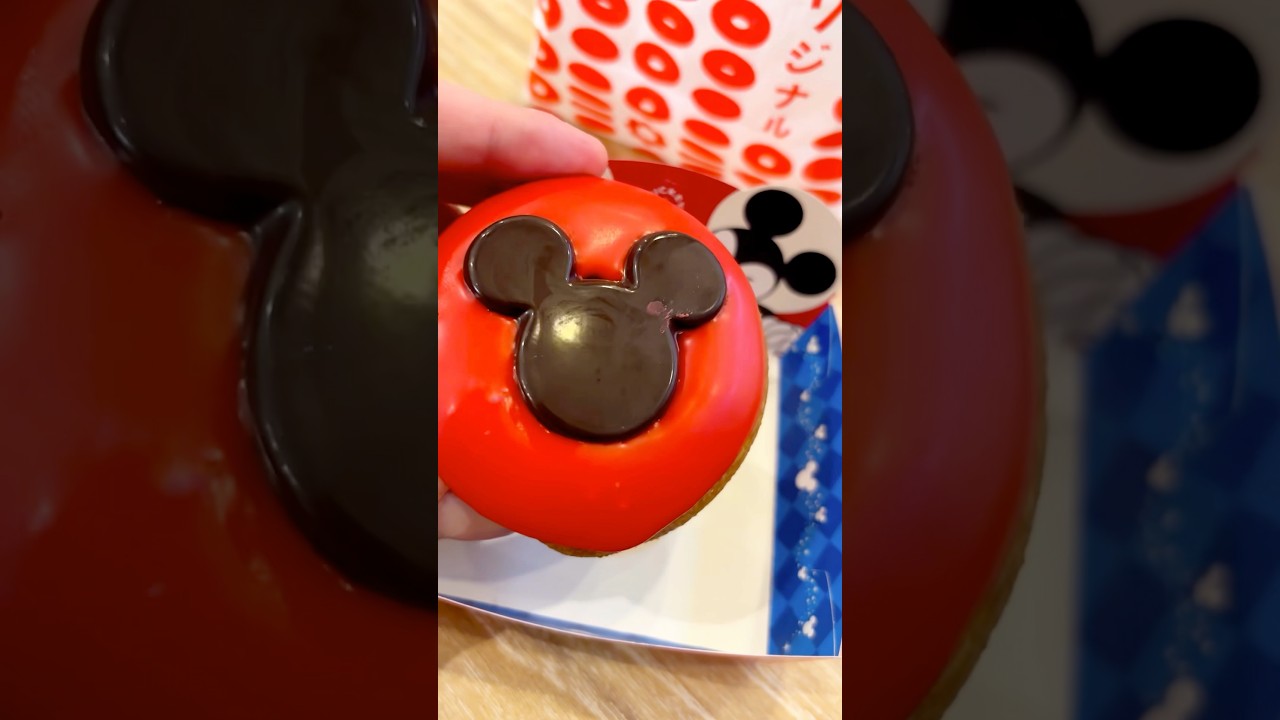 Mickey in Thailand 🍩 Asian Donuts