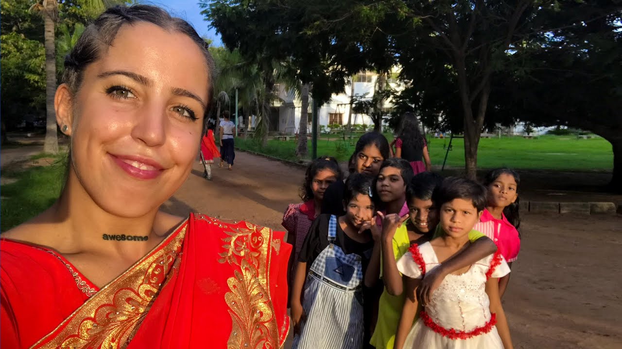 INDIA - Io che faccio volontariato in un orfanotrofio
