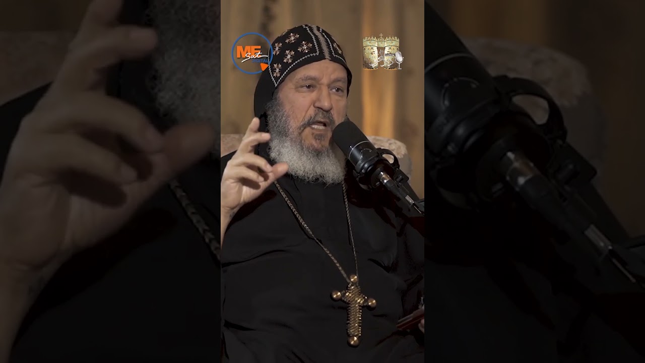 هذا الراهب قارئ ومثقف!!