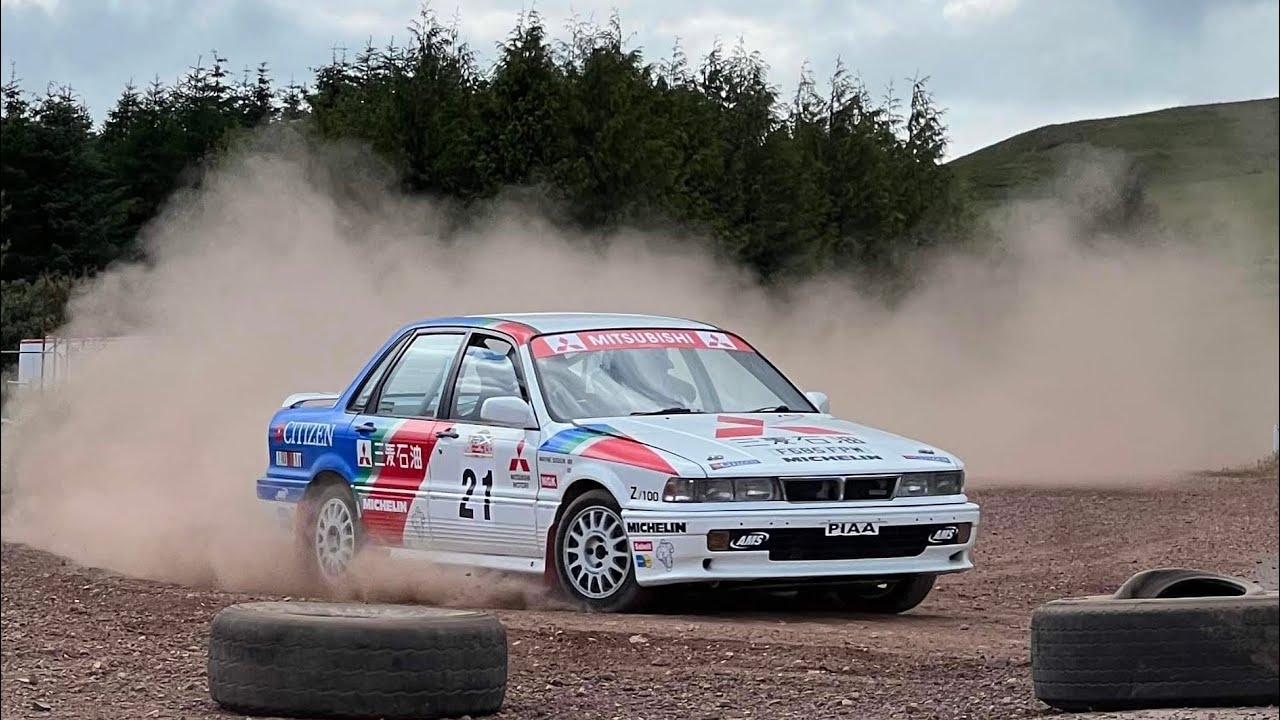 Ралли Колина Макрея на гоночной трассе Нокхилл. Mitsubishi Galant VR4