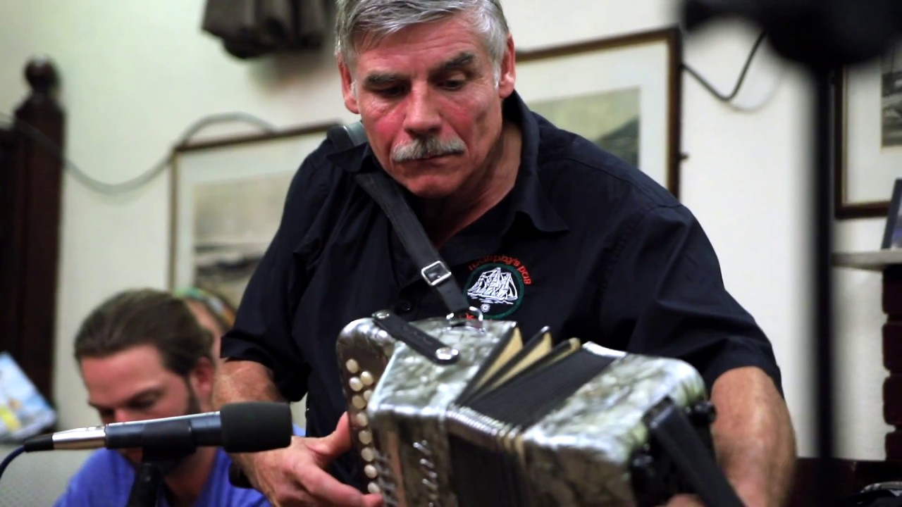 Live Irish Music in Dingle, Ireland.