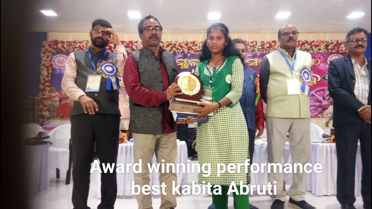Kabita Abruti, Uddham Singh writ.by padmashree Radhamohan Gadanayak||State level sishumela Winner,