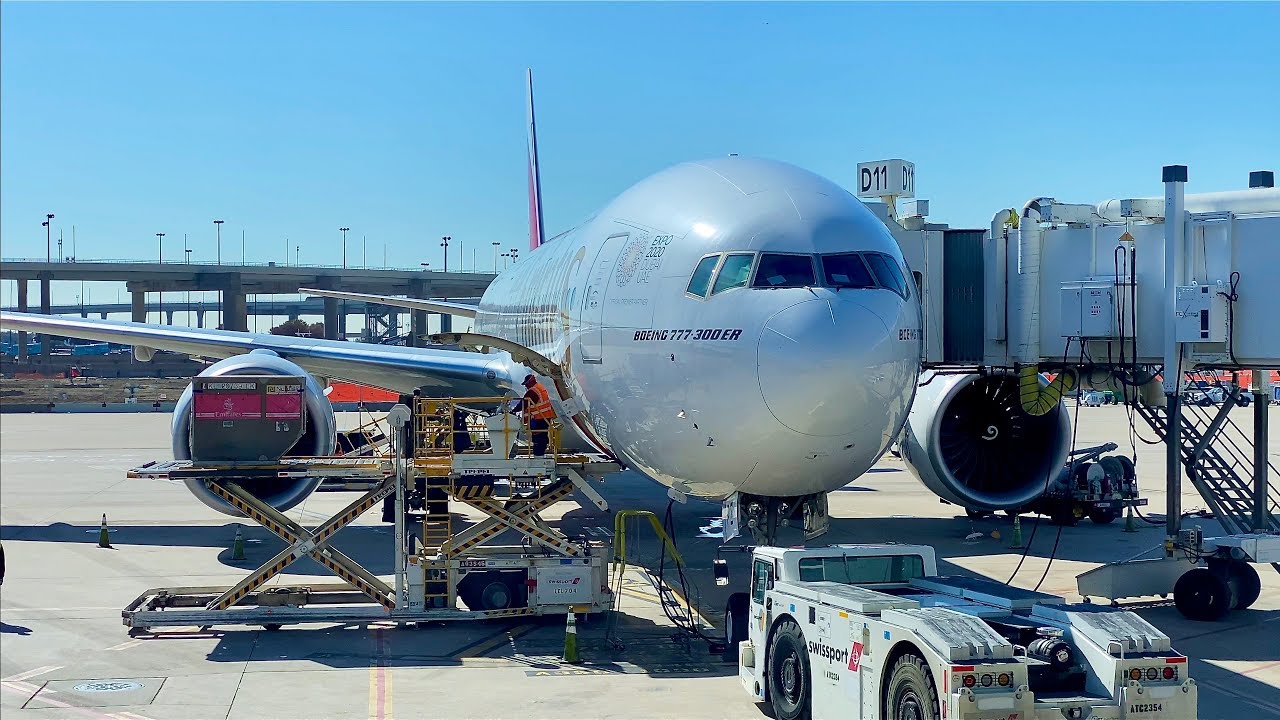 Dallas/Fort Worth (DFW) Time-Lapse – Emirates – Boeing 777-300 & More – TLS Ep. 137