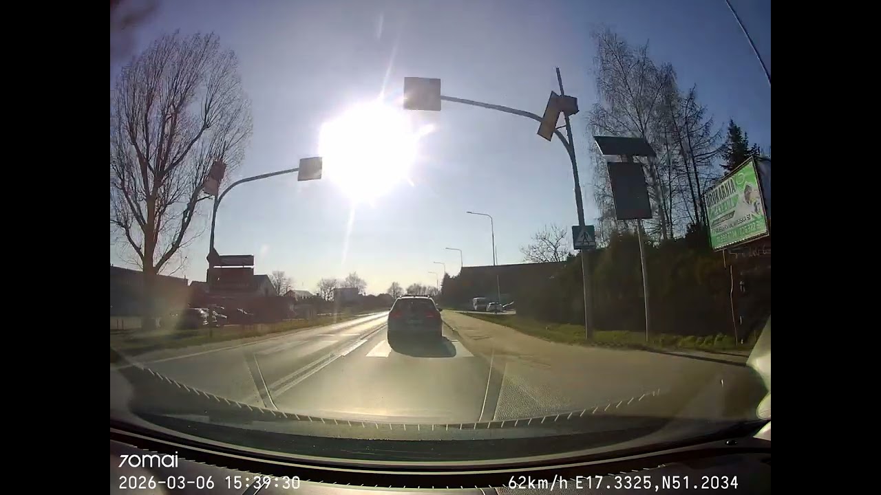 Uszkodzenie szyby Mazda - 06.03.2026