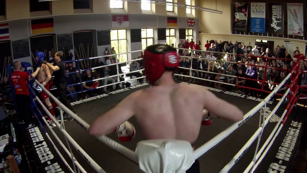 Tiger Warriors Gym Braunschweig- Muay Thai Open 2016 Carl Friedrich vs  Christopher