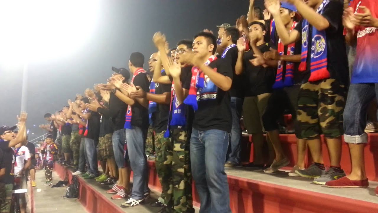 Ayuh merah biruku, luaskan kuasamu (video by Emdabeliu)