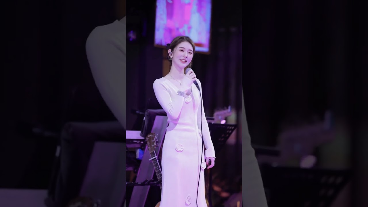 🔥洛缦音乐餐厅主唱🔥/小柴柴