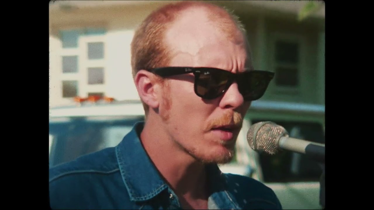Lunde - Foolin&rsquo; Around (Official Music Video)