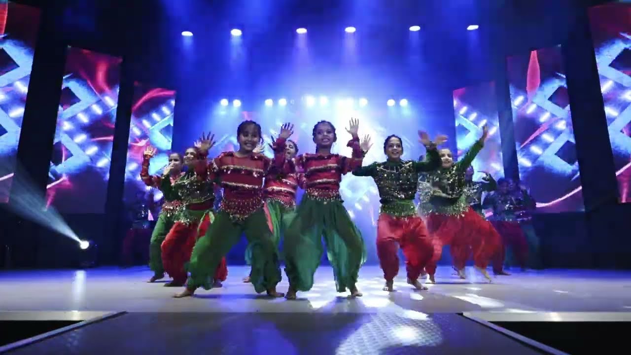 GIRLS BATCH GROOVIES | NAYANA | GROOVE FEST | ANNUAL DAY