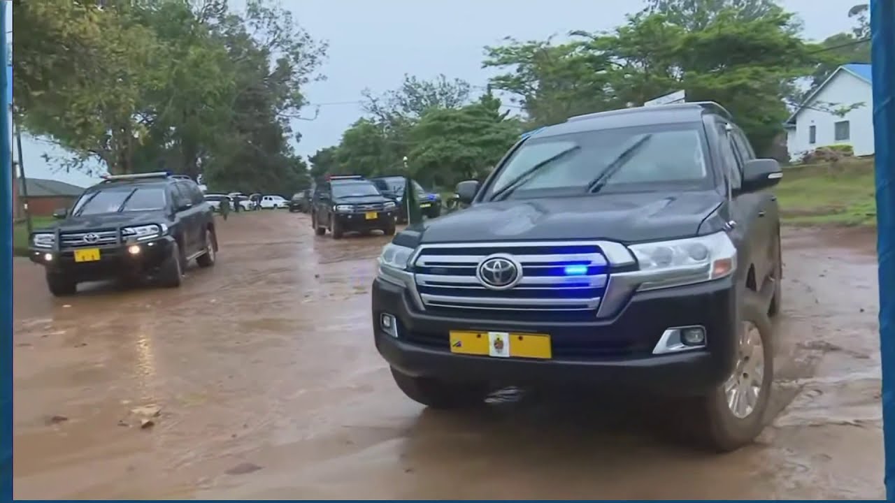 LIVE: LIVE: RAIS MAGUFULI ATEMBELEA SHULE YA SEKONDARI IHUNGO AMBAYO ILIATHIRIWA NA TETEMEKO