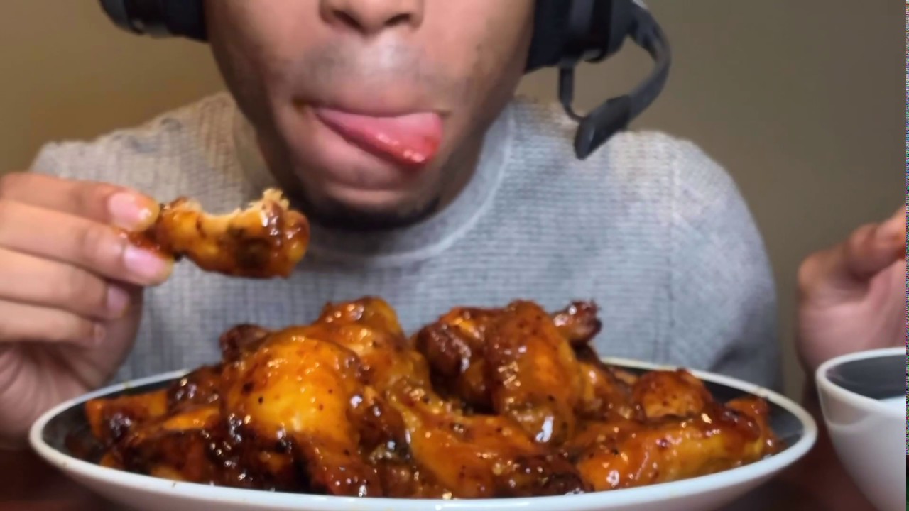 ASMR MUKBANG| EXTREMELY SPICY WING EATING SHOW ((No Talking))