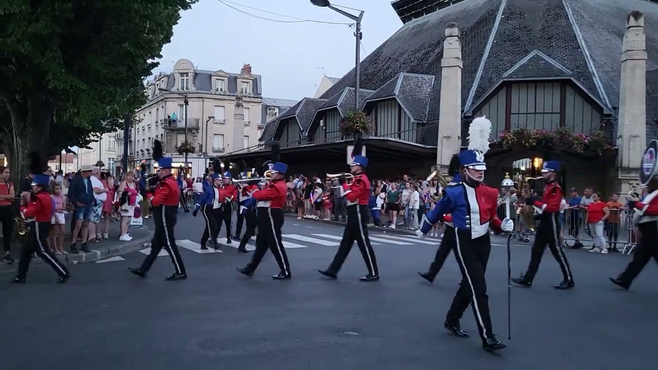 La Vaillante Show & Marching Band - Hey Song - 13.07.2022 SOISSONS