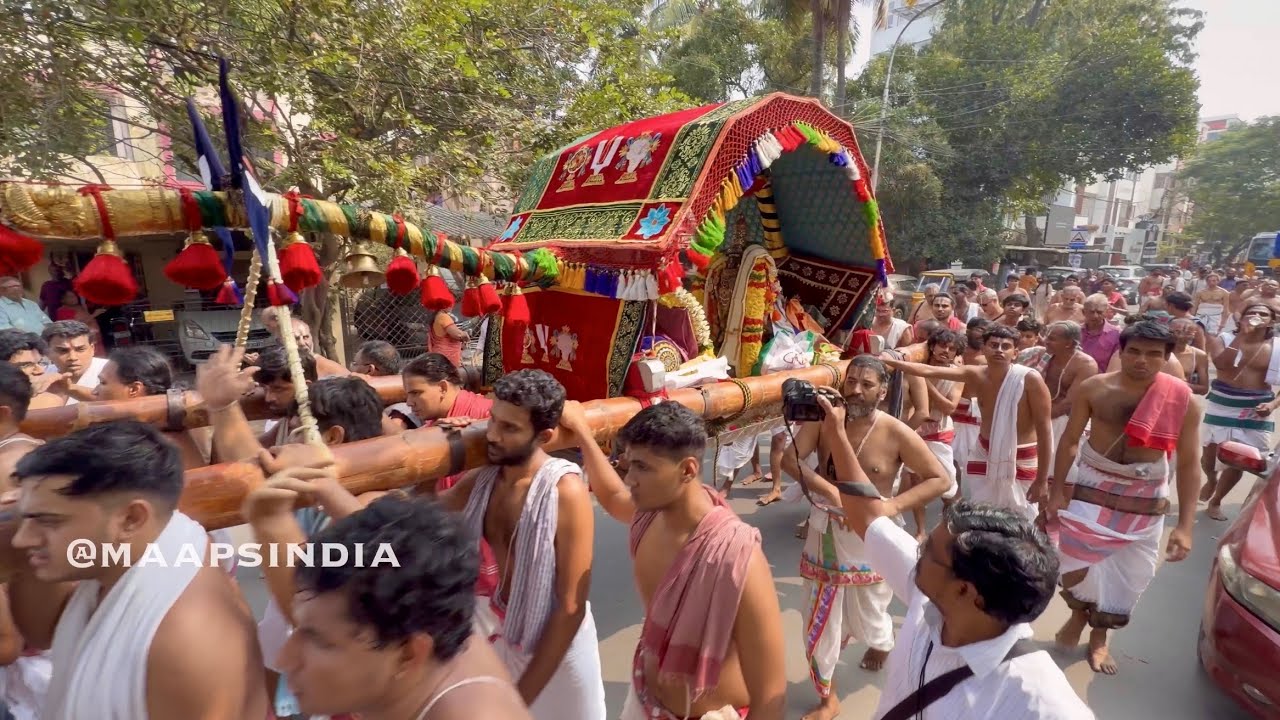 திருஊரல் உற்சவம் - ஈக்காட்டு தாங்கல்
