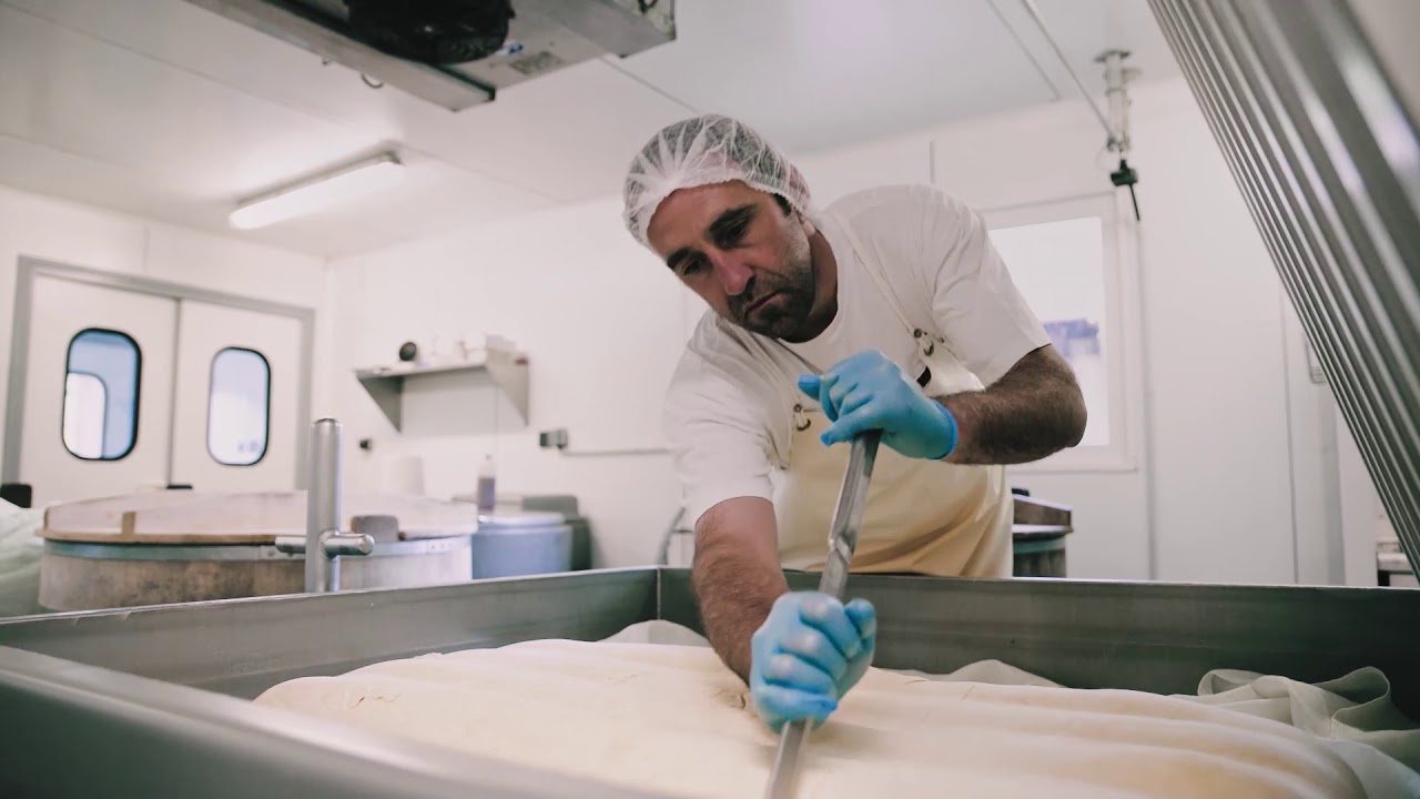 Fromages AOP d'Auvergne : une terre, cinq caractères
