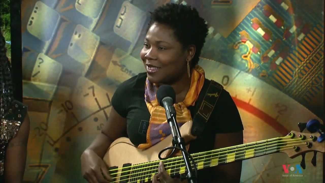 Acoustic Africa: Afropean women (Manou Gallo, Dobet Gnahor&eacute;, Kareyce Fotso)