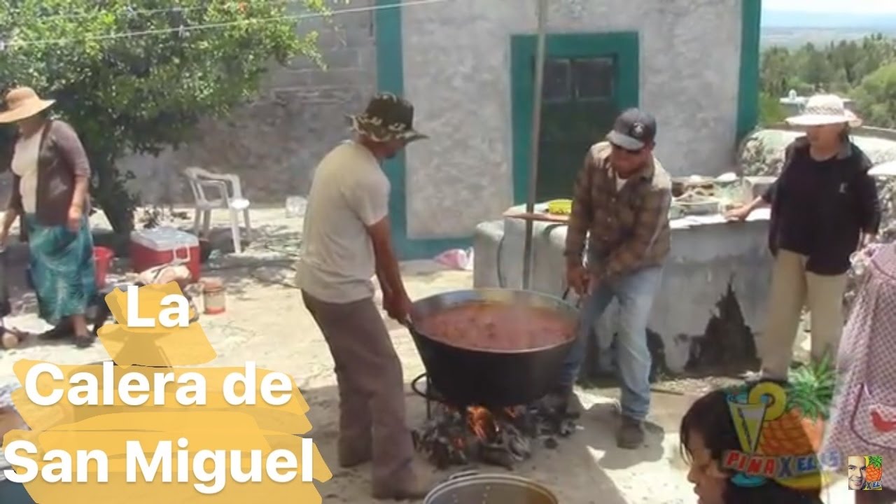Tradiciones de México - La Calera de San Miguel- Reliquia de la Santa Cruz - 2017