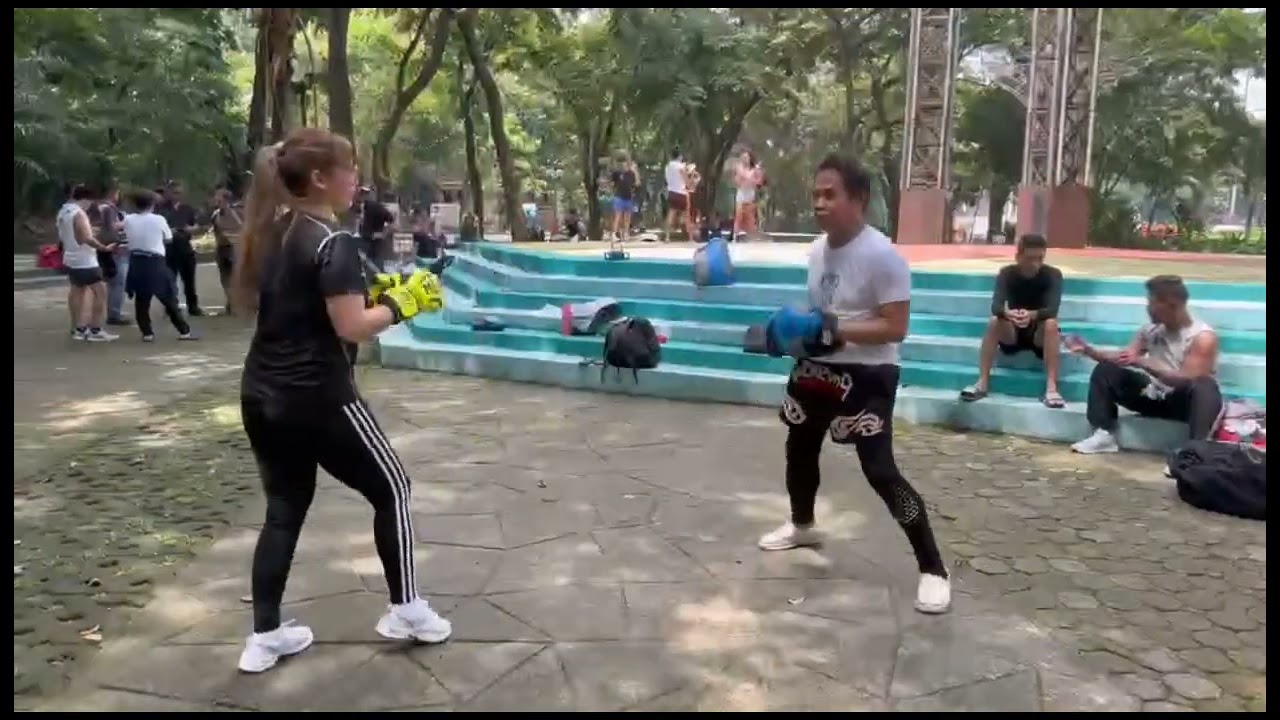Kick Boxing Training GM. Domingo Mateo S.Bayot 