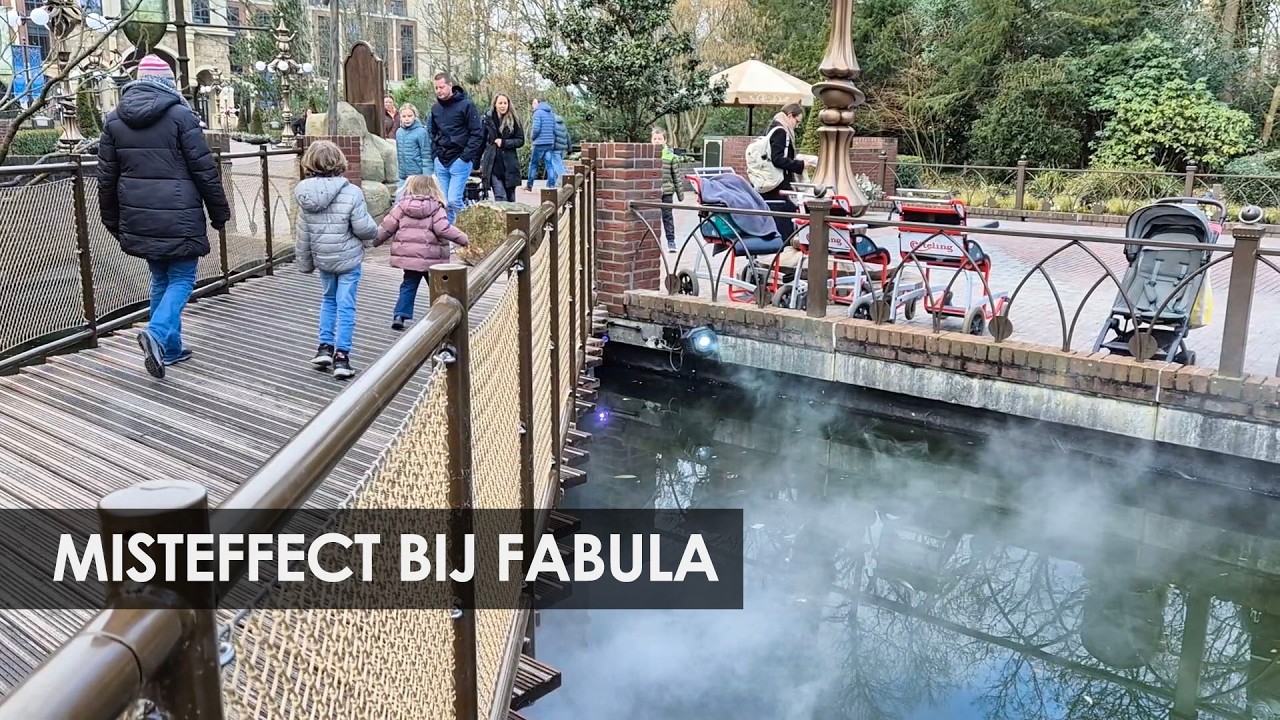 Nieuwe ingang van Efteling-attractie Fabula met misteffect