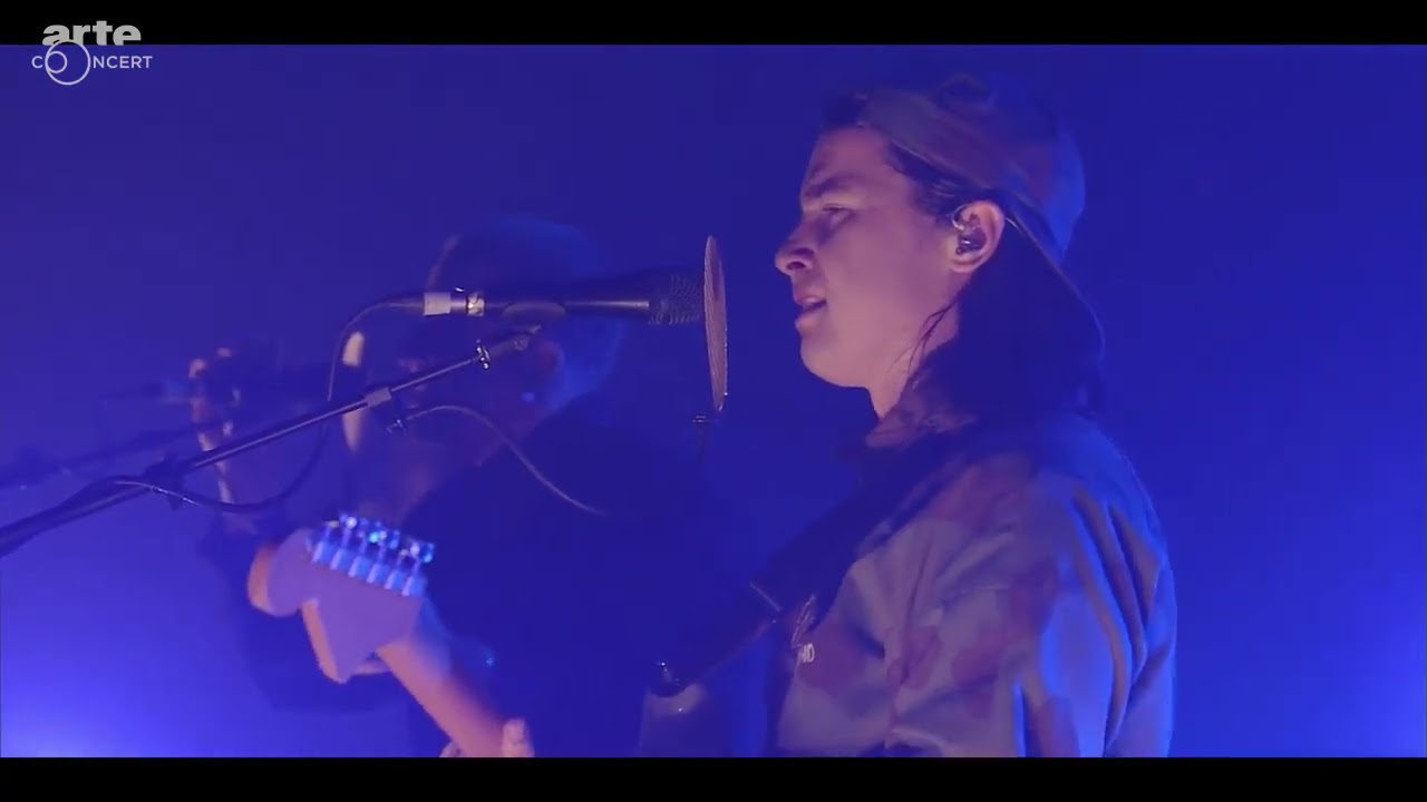 Jungle Live at La Cigale, Paris | 2015