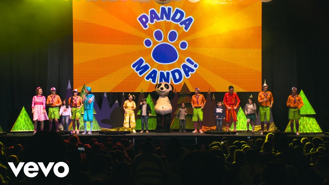 Panda e Os Caricas - O Panda Manda (Live From Campo Pequeno / Lisboa / 2015)