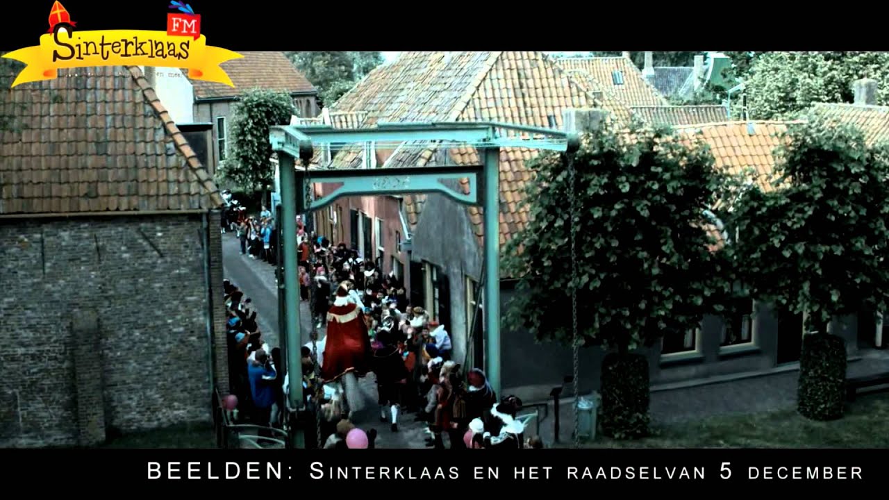 Sinterklaas interviewt Ralf Mackenbach over zijn Sinterklaasplaat