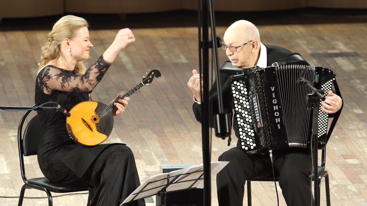 Bohemian accordion - Anatoli Belyaev & Ekaterina Mochalova / Богемный аккордеон А.Беляев, Е.Мочалова
