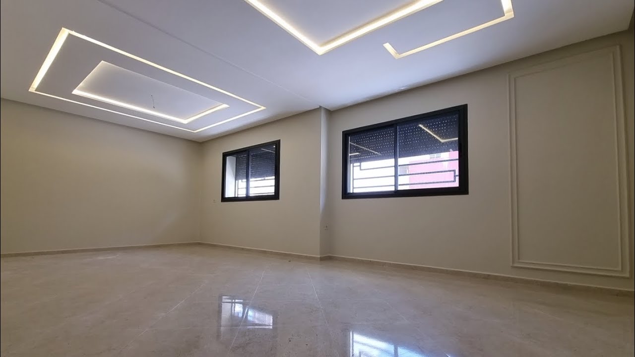 سوبليكس فخم بواجهتين و ب4 غرف للبيع بفاس واد فاس تجزئة باب الأندلس SOUPLEX À VENDRE À FÉS 