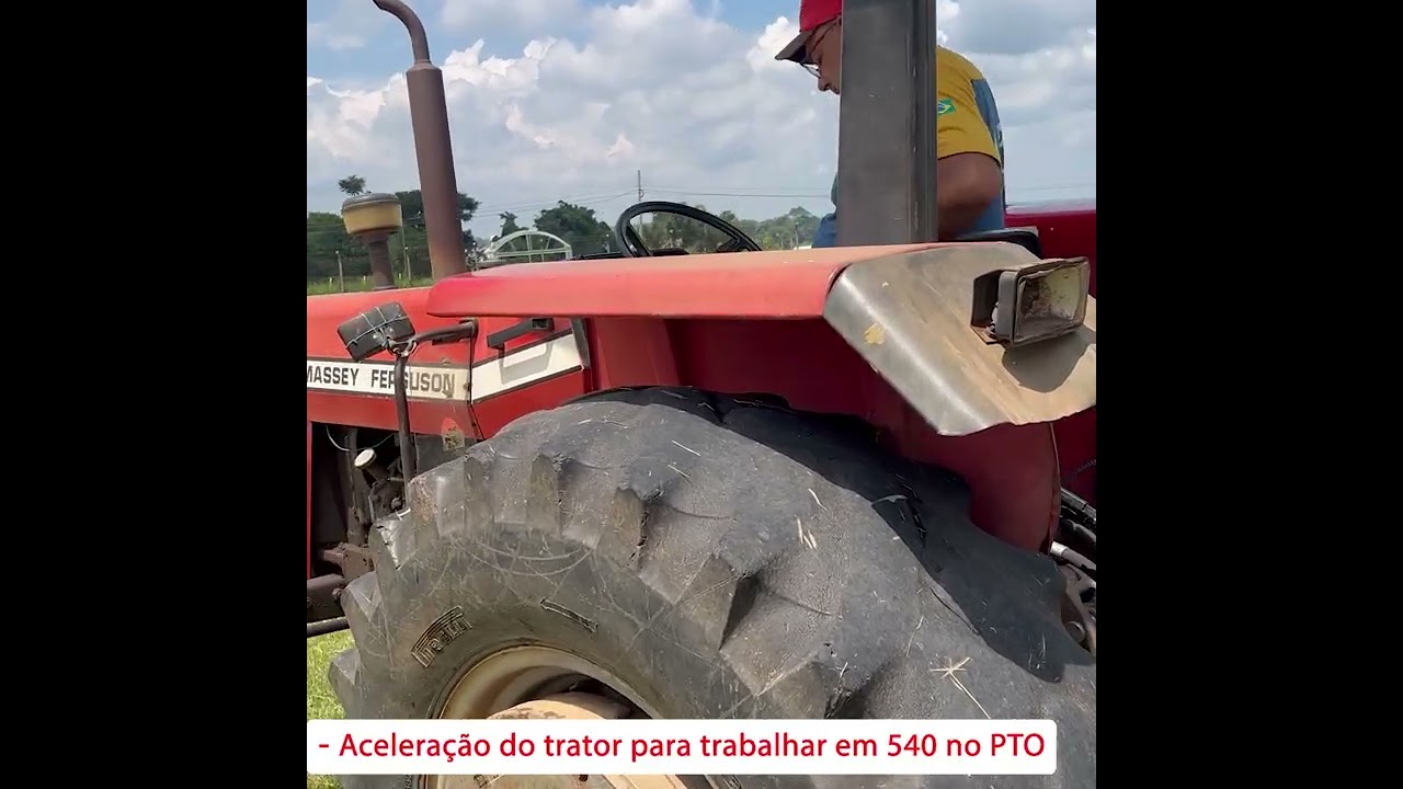 Stabra - Entrega técnica Enfardadeira  de fardos redondos SCF - 1213