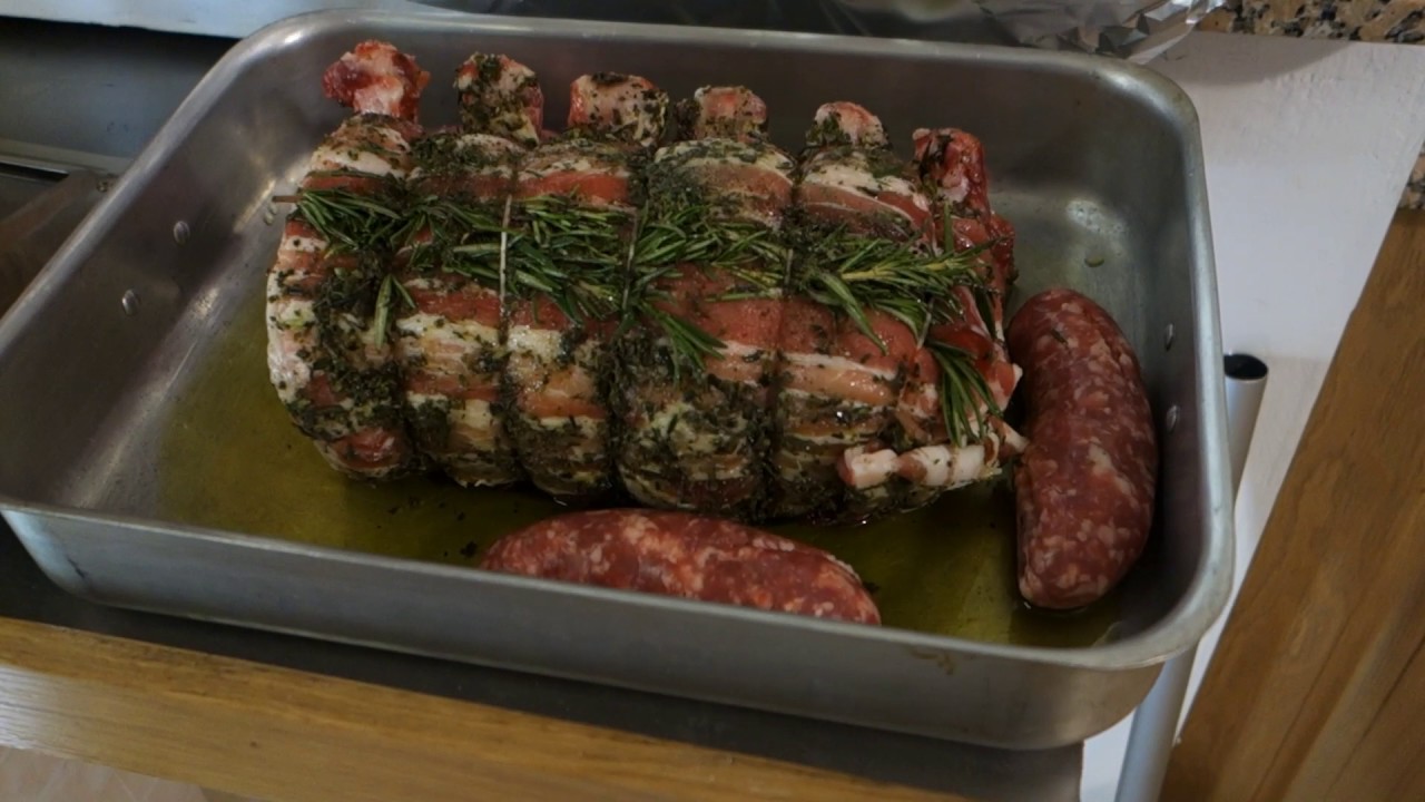 Arista arrosto nel forno a legna - Pork loin in wood fired oven - Schweinebraten im Holzofen