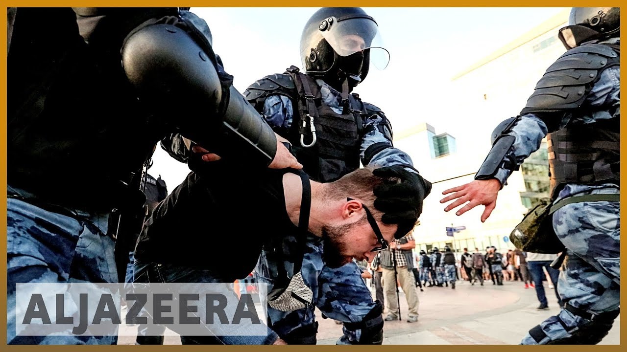 Сотни арестованных на московской демонстрации за свободные выборы